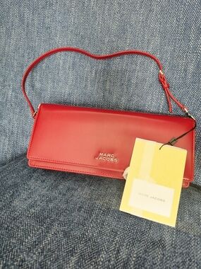 Marc Jacobs Red Leather Shoulder Bag